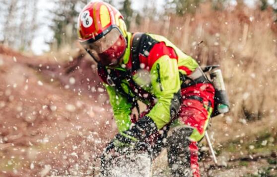 5 NAJLEPSZYCH: Sprzęt, bez którego nie możesz się obejść podczas pracy w lesie