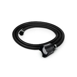 Hadice s filtrací a kovovými upínacími sponami určená pro čerpání kapalin.