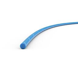 Modrý spirálově stočený ochranný návlek na kabel nebo hadici, určený k ochraně proti poškození.