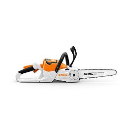 Elektrická motorová pila STIHL s řetězem a ergonomickou rukojetí určená pro řezání dřeva.