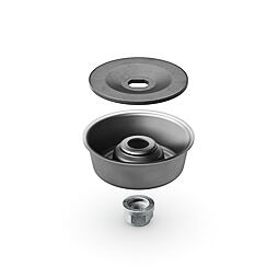 Sestava tří kovových dílů – plochý kruhový kotouč s otvorem, kulatá forma s vyvýšeným středem a šestihranná matice.