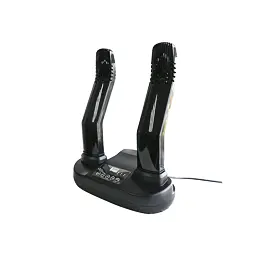 Elektrický sušič obuvi s dvěma vertikálními větracími trubicemi a digitálním ovládáním na základně.