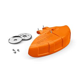 Ochranný kryt se třemi upevňovacími šrouby a dvěma kovovými krytkami, součást k zahradnímu nářadí STIHL.