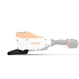 Baterie a rukojeť akumulátorového zahradního nářadí značky STIHL s ovládacími prvky a krytem akumulátoru.