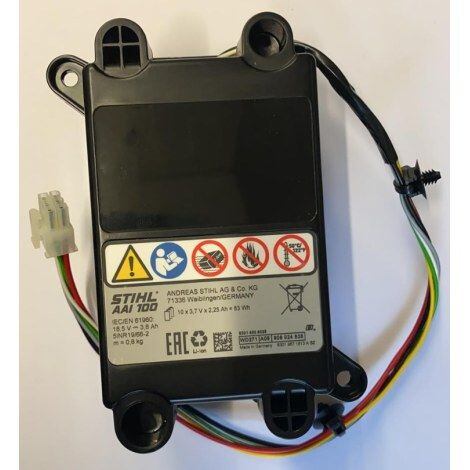 Montážní sada nového akumulátoru AAI 100 pro různé typy elektrických součástí série RMI a MI 422.