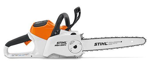 Akumulátorová řetězová pila STIHL MSA 200 C-B, vhodná pro řezání dřeva s ergonomickou rukojetí a výkonným motorem bez emisí.
