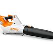 Ruční akumulátorový zahradní fukar značky STIHL určený k odfukování listí a drobného zahradního odpadu.